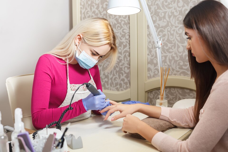 Üçkuyular Manikürcü